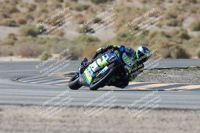 media/Oct-05-2025-CVMA (Sun) [[beeef4f201]]/Race 2-Supersport Middleweight/